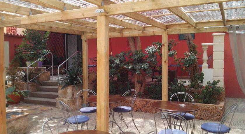 Hostel Elegance Playa Arenal III El Arenal  Exterior foto